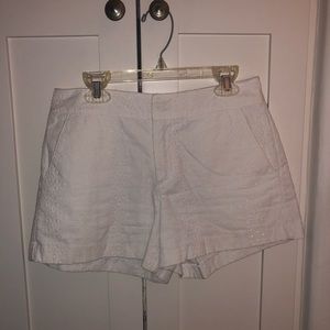 White Socialite Shorts size XS